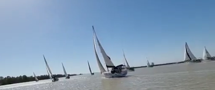 VI Descenso internacional a vela del río Guadalquivir y Trofeo Juan Sebastián ELCANO